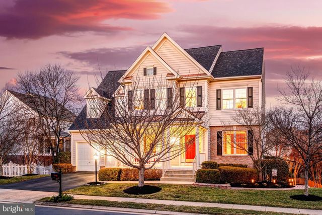 22876 ASHTON WOODS DR, Brambleton, VA 20148