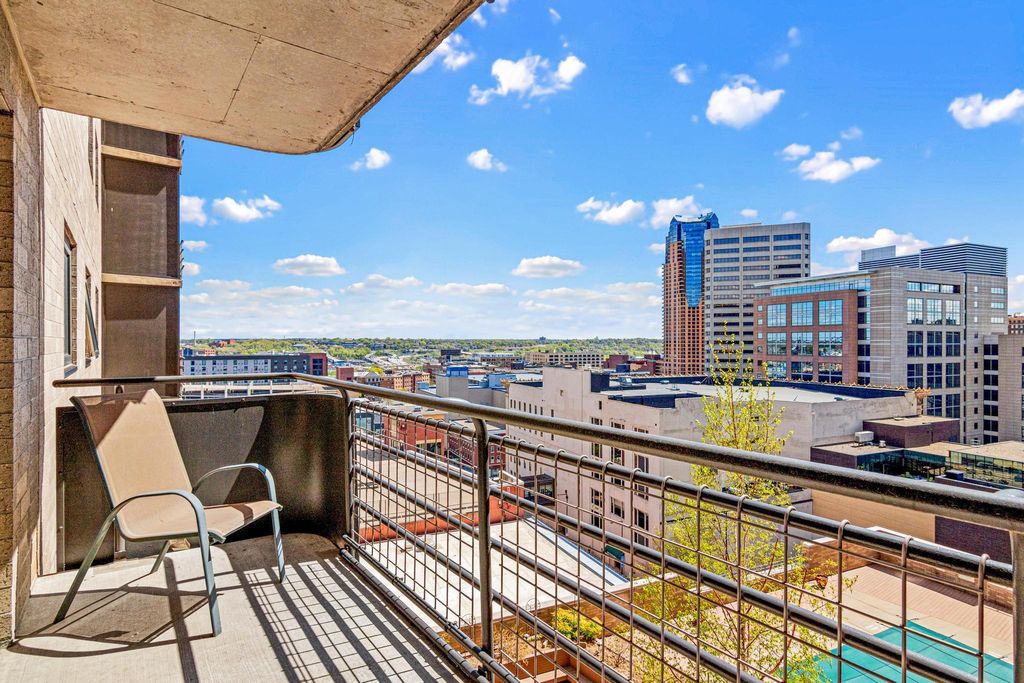 66 9th Street E 1613, Saint Paul, MN 55101 — exterior