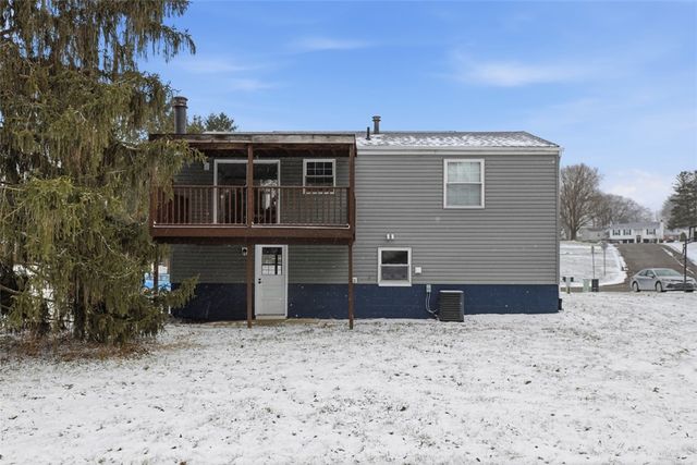 306 Fayette Dr, Cranberry Twp, PA 16066