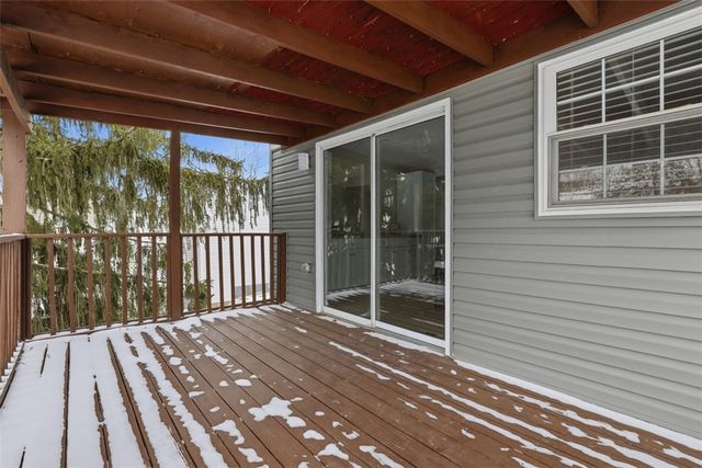 306 Fayette Dr, Cranberry Twp, PA 16066