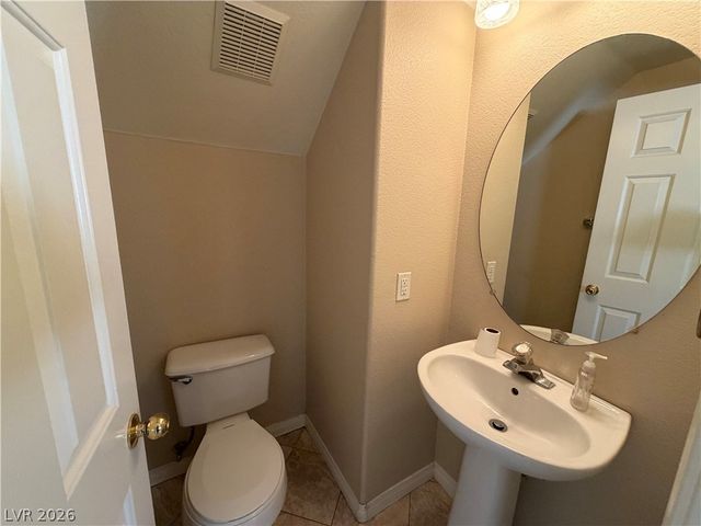 7613 Roop Street, Las Vegas, NV 89131