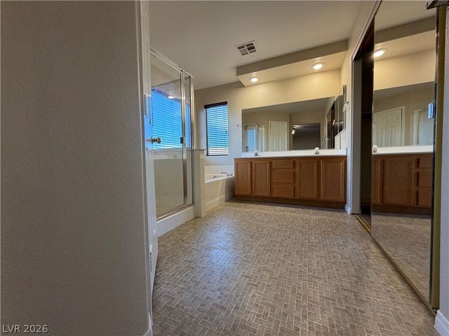 7613 Roop Street, Las Vegas, NV 89131