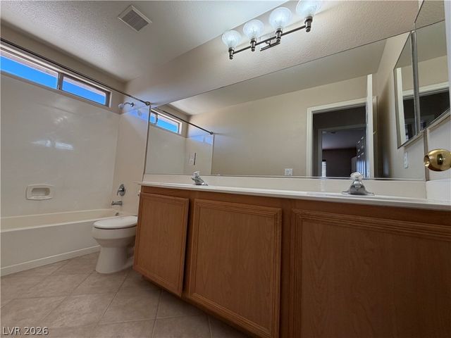 7613 Roop Street, Las Vegas, NV 89131