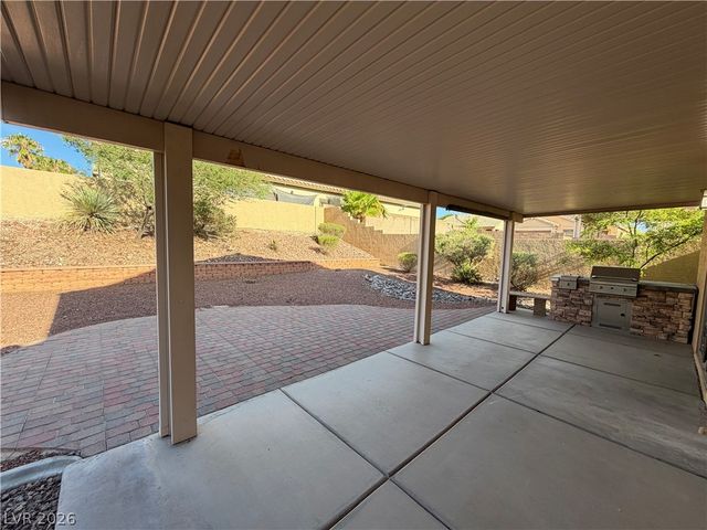 7613 Roop Street, Las Vegas, NV 89131