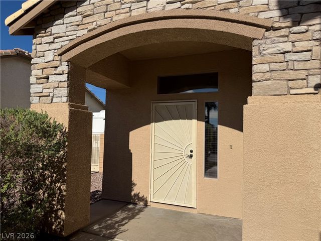 7613 Roop Street, Las Vegas, NV 89131