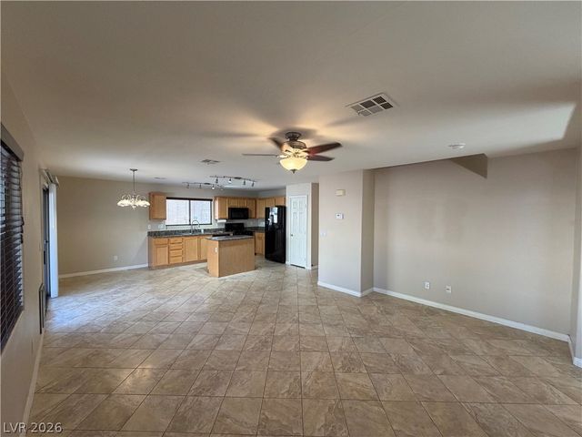 7613 Roop Street, Las Vegas, NV 89131