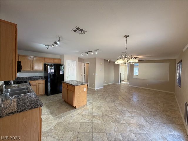 7613 Roop Street, Las Vegas, NV 89131
