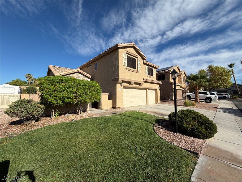 7613 Roop Street, Las Vegas, NV 89131