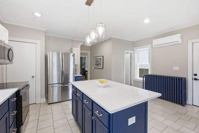 811 Watson Avenue, Saint Paul, MN 55102