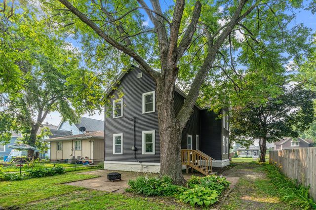 811 Watson Avenue, Saint Paul, MN 55102