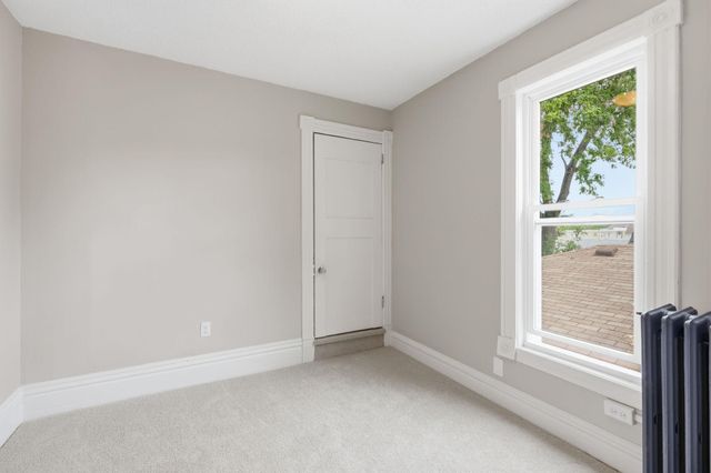 811 Watson Avenue, Saint Paul, MN 55102