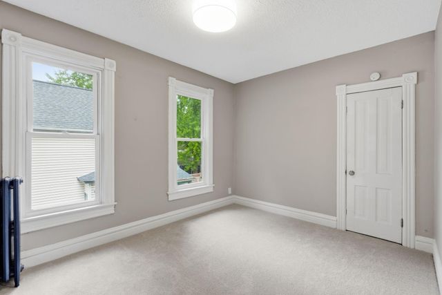 811 Watson Avenue, Saint Paul, MN 55102