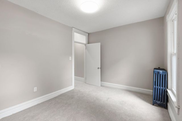 811 Watson Avenue, Saint Paul, MN 55102