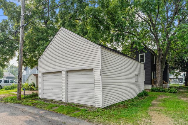 811 Watson Avenue, Saint Paul, MN 55102