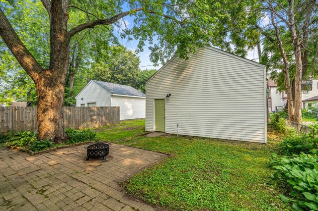 811 Watson Avenue, Saint Paul, MN 55102