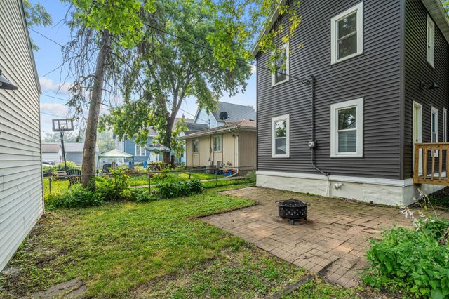 811 Watson Avenue, Saint Paul, MN 55102