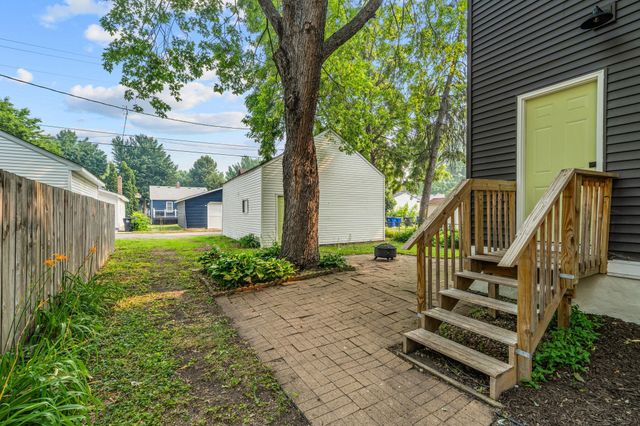 811 Watson Avenue, Saint Paul, MN 55102