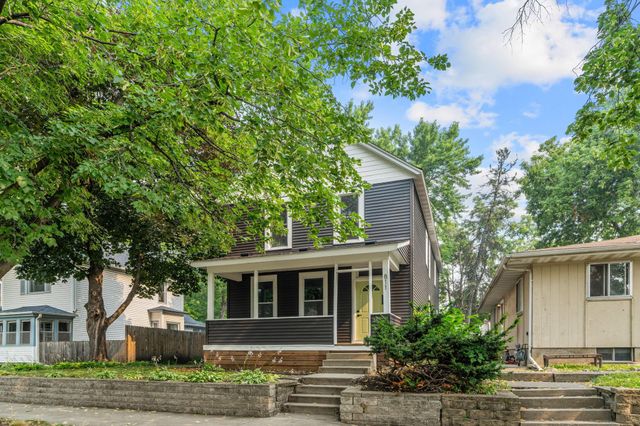 811 Watson Avenue, Saint Paul, MN 55102