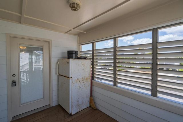 142 Palmetto Boulevard, Edisto Island, SC 29438