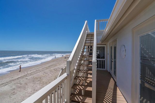 142 Palmetto Boulevard, Edisto Island, SC 29438