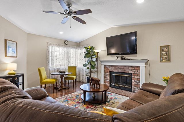 675 Young Way, Roseville, CA 95678