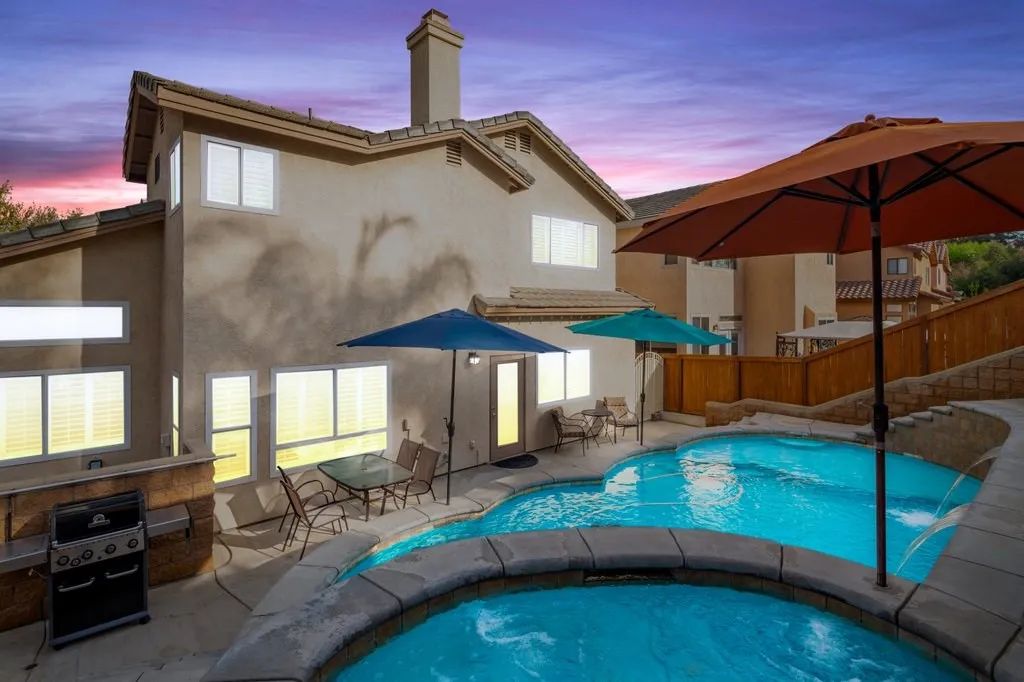 22911 Elk Grass Street, Corona, CA 92883