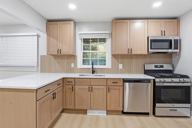 3358 Mountainbrook Avenue, North Charleston, SC 29420