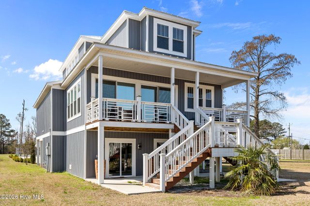 3093 Whichards Beach Road, Chocowinity, NC 27817
