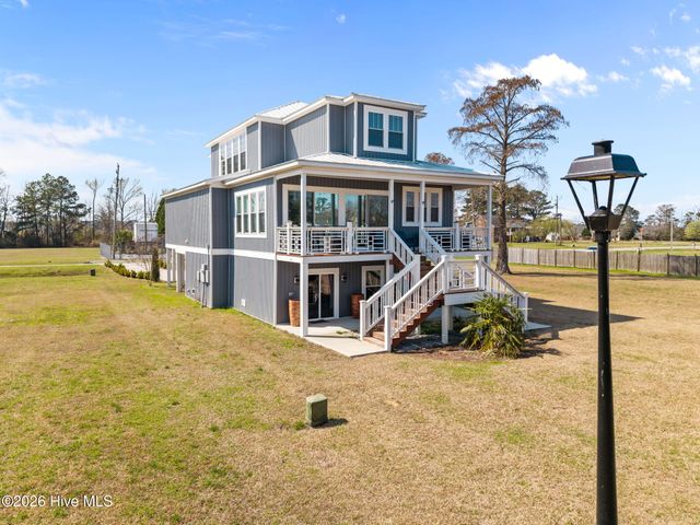 3093 Whichards Beach Road, Chocowinity, NC 27817