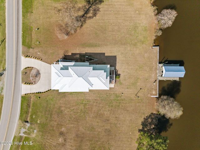 3093 Whichards Beach Road, Chocowinity, NC 27817