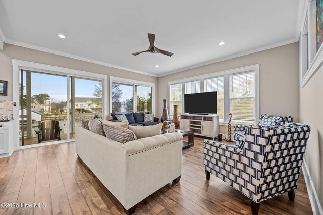 3093 Whichards Beach Road, Chocowinity, NC 27817