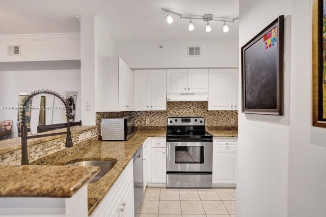 2220 Tuscany Way 2220, Boynton Beach, FL 33435