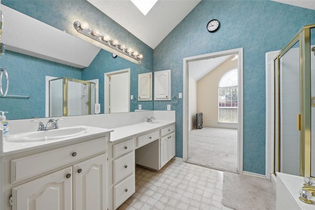 934 Highgate Drive, Lewisville, TX 75067