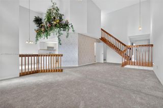 1042 SW 113th Ter, Pembroke Pines, FL 33025