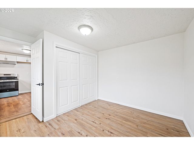 316 15TH Ave, Longview, WA 98632