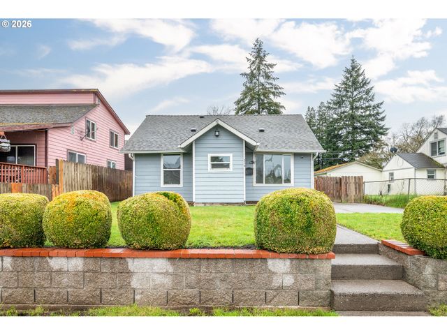 316 15TH Ave, Longview, WA 98632