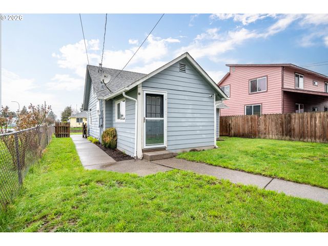 316 15TH Ave, Longview, WA 98632