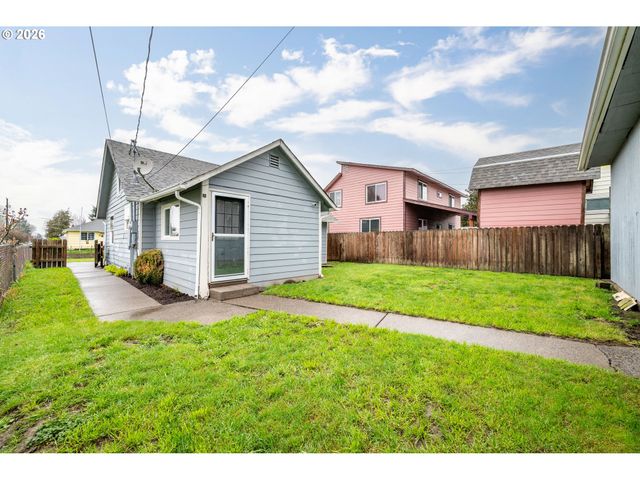 316 15TH Ave, Longview, WA 98632