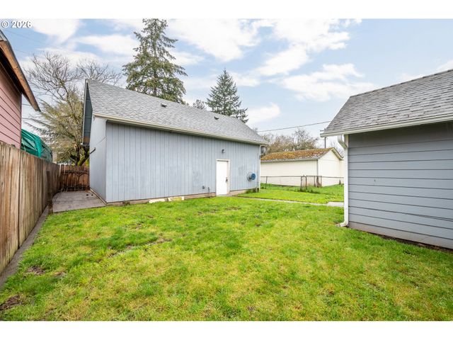 316 15TH Ave, Longview, WA 98632