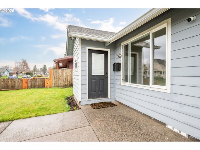 316 15TH Ave, Longview, WA 98632