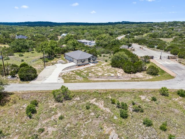 118 Red Tail Cv, Spring Branch, TX 78070