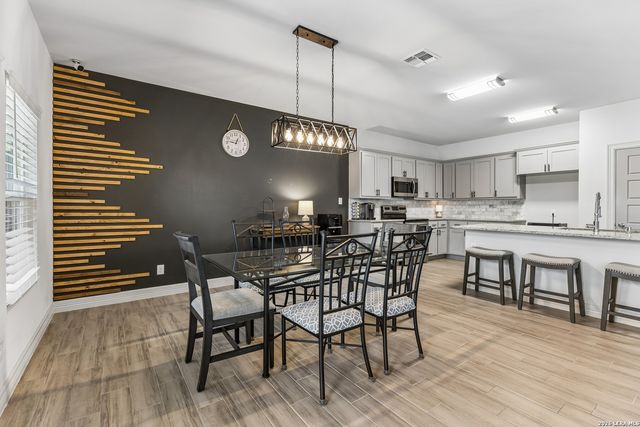 118 Red Tail Cv, Spring Branch, TX 78070