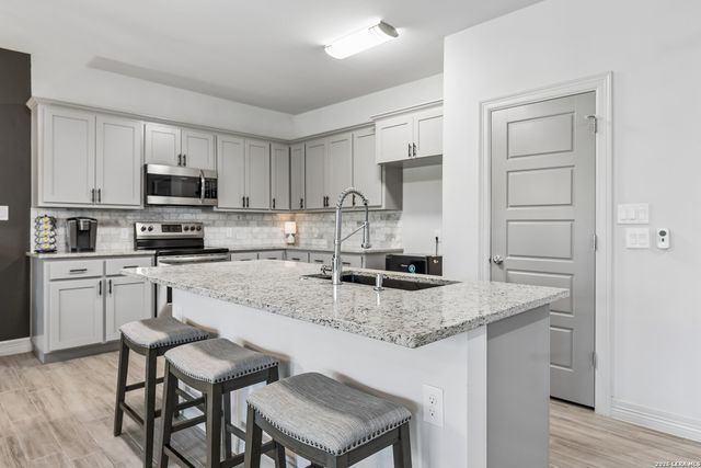 118 Red Tail Cv, Spring Branch, TX 78070