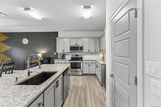 118 Red Tail Cv, Spring Branch, TX 78070