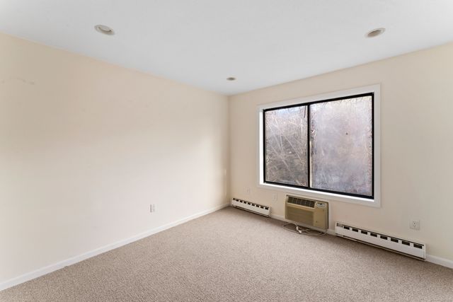 1 Fairfield Avenue C4, Danbury, CT 06810