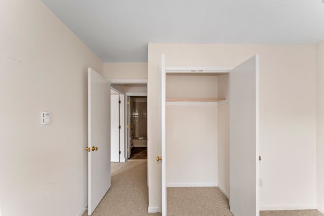 1 Fairfield Avenue C4, Danbury, CT 06810