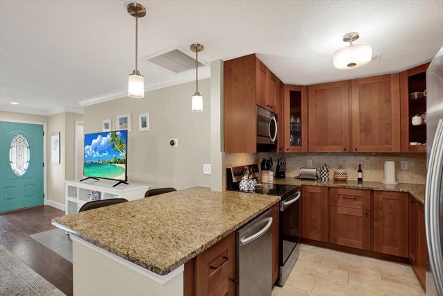 2536 BRAMBLEWOOD DRIVE W, Clearwater, FL 33763