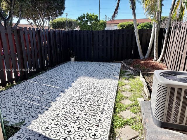 17046 SW 137th Pl 17046, Miami, FL 33177