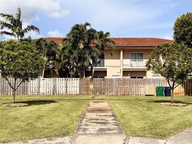 17046 SW 137th Pl 17046, Miami, FL 33177