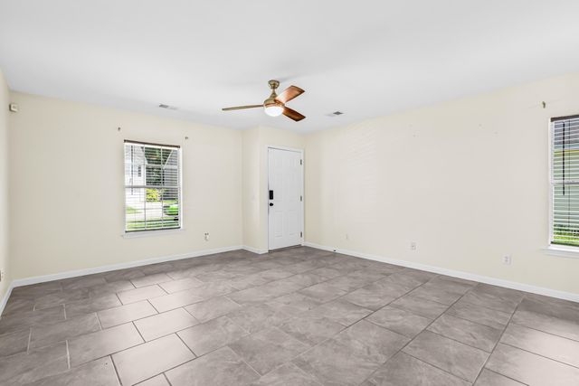 129 Ducane Street, Summerville, SC 29483